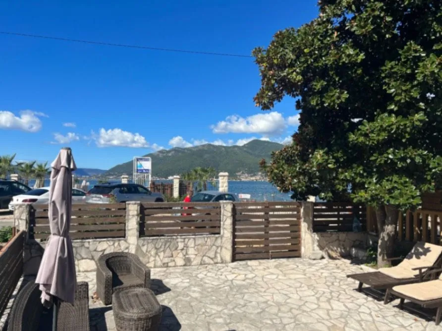 Rent, one bedroom apartment, 35m², Tivat, Crna Gora