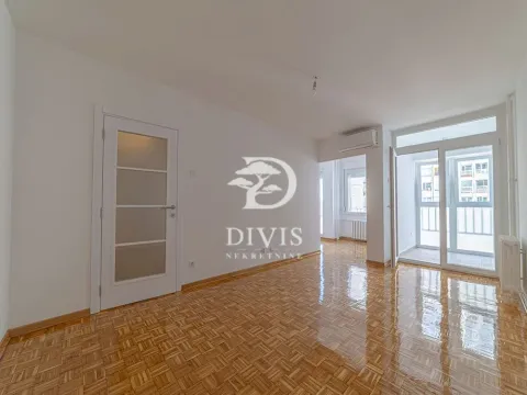 Prodaja, dvosoban stan, 55m², Novi Beograd Blok 12, Novi Beograd Sve Podlokacije - image 2