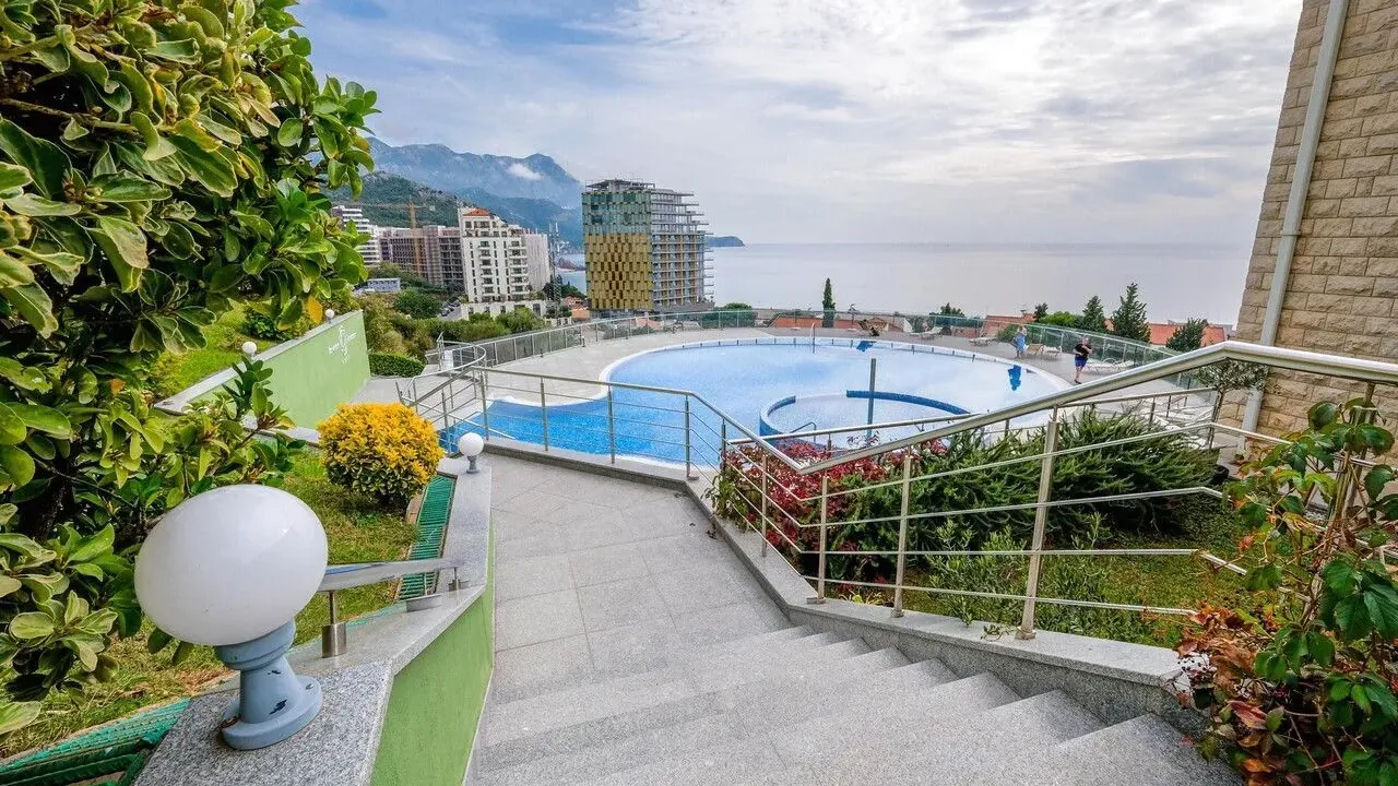 Prodaja, jednosoban stan, 52m², Bečići, Budva