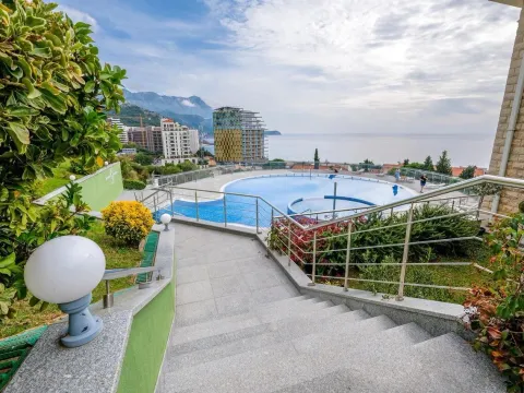 Sale, one bedroom apartment, 52m², Bečići, Budva