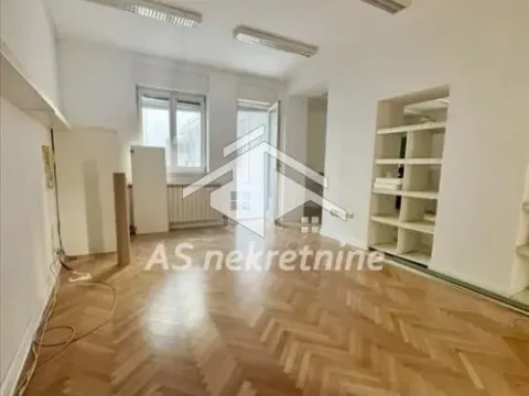Rent, apartment, 147m², Stari Grad, Beograd - image 4