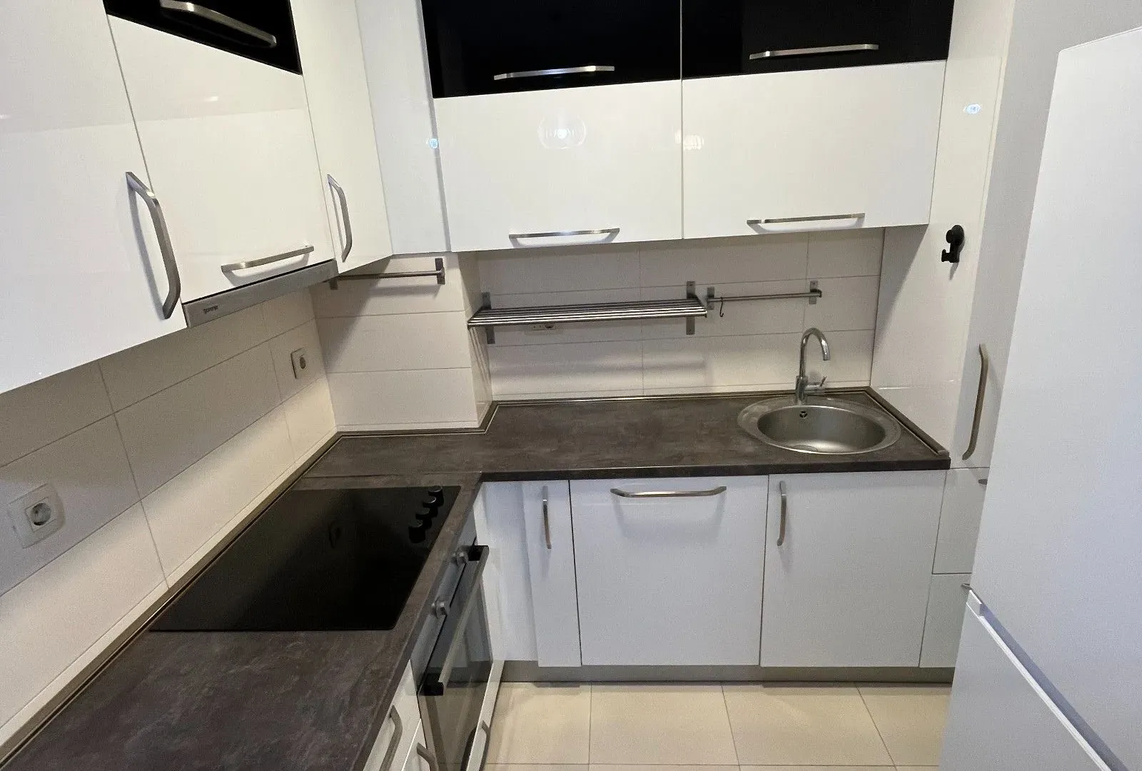 Prodaja, jednosoban stan, 43m², Stari Aerodrom, Podgorica