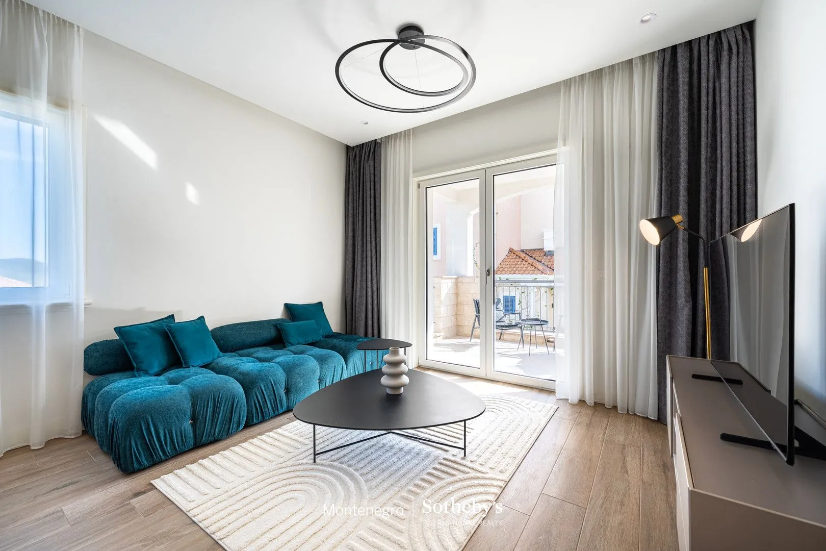 Prodaja, dvosoban stan, 79m², Kotor, Crna Gora