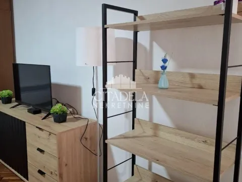 Izdavanje, trosoban stan, 80m², Voždovac Sve Podlokacije, Beograd - image 7