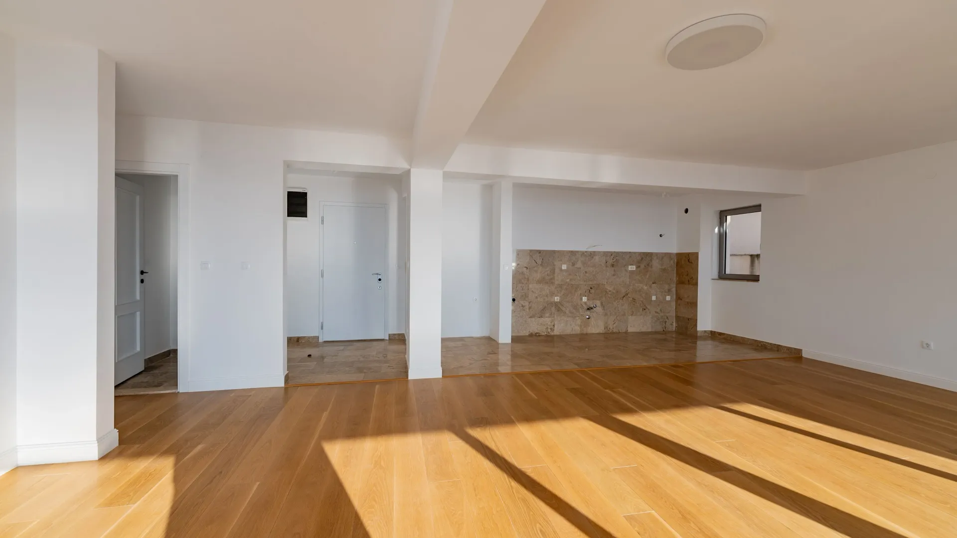 Prodaja, trosoban stan, 160m², Pržno, Budva