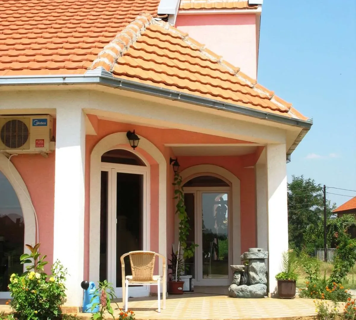 Prodaja, kuća, 180m², Podgorica, Crna Gora