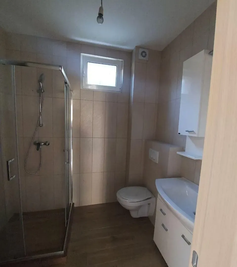 Prodaja, dvosoban stan, 100m², Donja Lastva, Tivat