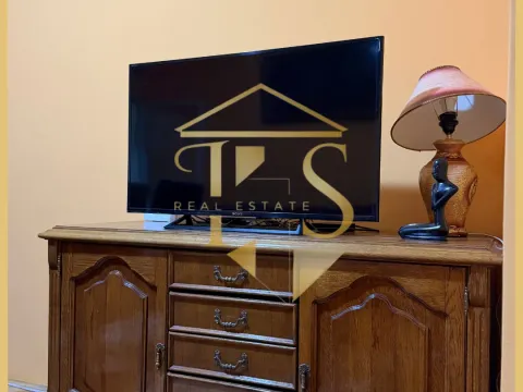 Rent, two bedroom apartment, 70m², Centar, Tivat - image 3