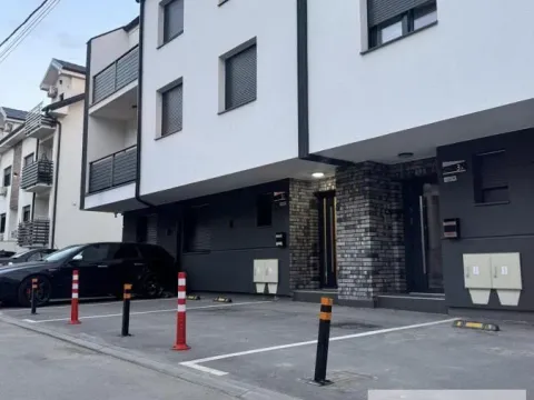 Prodaja, jednosoban stan, 40m², Surčin, Beograd - image 14