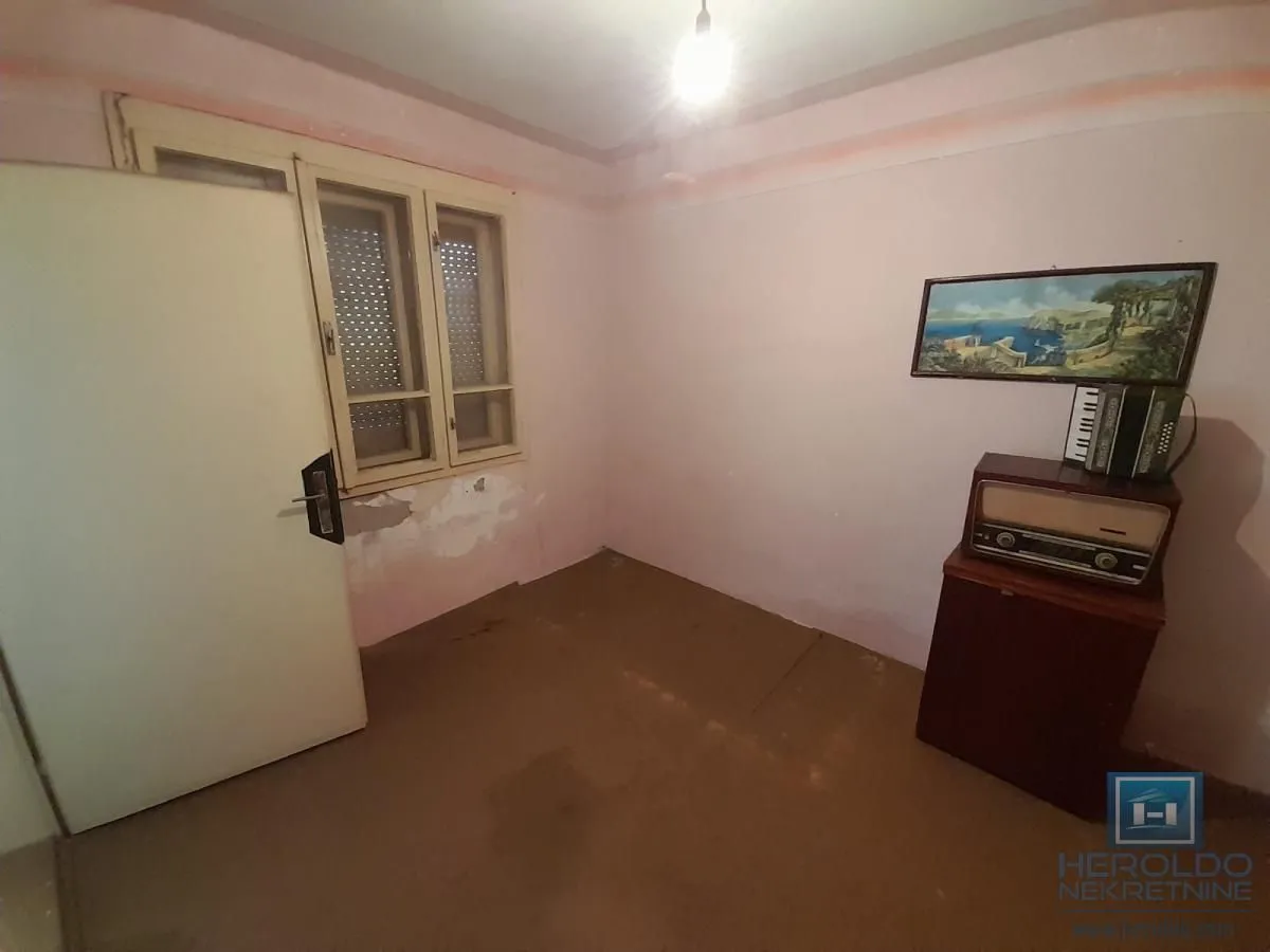Prodaja, kuća, 200m², Glogovac, Jagodina