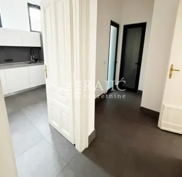 Rent, office space, 182m², Vračar Centar, Vračar Sve Podlokacije - image 2