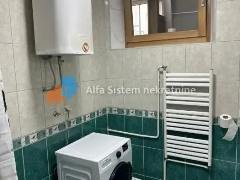 Izdavanje, trosoban stan, 105m², Savski Venac, Beograd - image 19