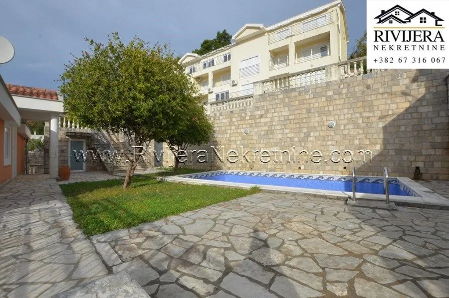 Prodaja, kuća, 300m², Zelenika, Herceg Novi