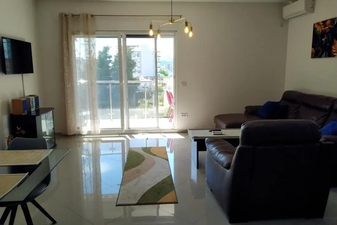 Sale, two bedroom apartment, 78m², Šušanj, Bar