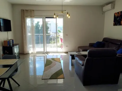 Prodaja, dvosoban stan, 78m², Šušanj, Bar - image 1