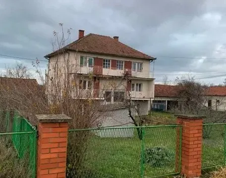 Prodaja, kuća, 360m², Stepojevac, Lazarevac - image 2