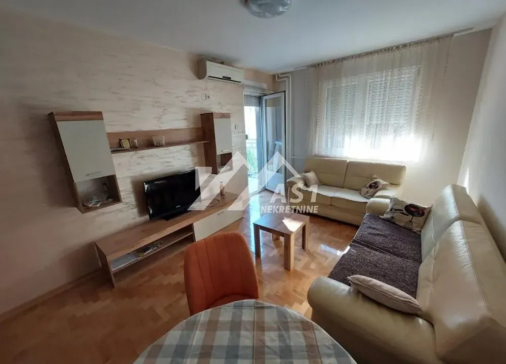 Izdavanje, dvosoban stan, 41m², Grbavica, Novi Sad Sve Podlokacije