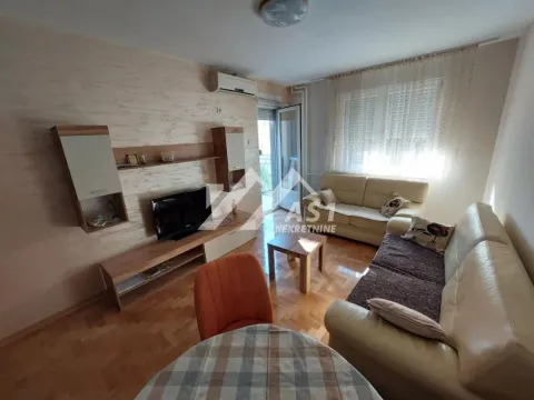 Rent, two bedroom apartment, 41m², Grbavica, Novi Sad Sve Podlokacije