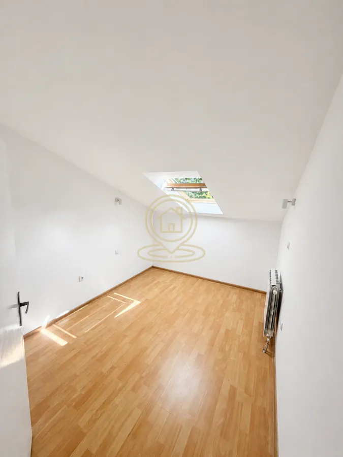 Prodaja, jednosoban stan, 33m², Centar, Novi Sad