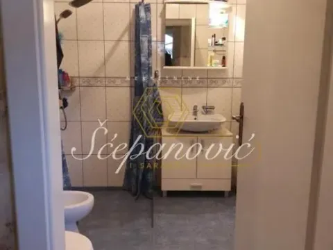 Prodaja, kuća, 360m², Veternik, Novi Sad Sve Podlokacije - image 27