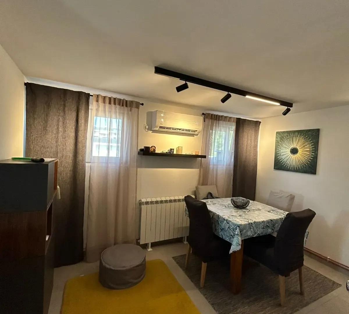 Prodaja, dvosoban stan, 69m², Dedinje Sve Podlokacije, Beograd