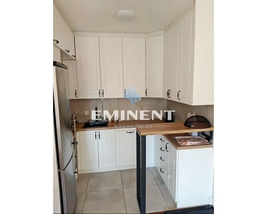 Rent, two bedroom apartment, 52m², Zemun Centar, Zemun Sve Podlokacije