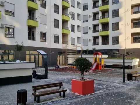 Prodaja, četvorosoban stan, 83m², Adamovićevo Naselje, Novi Sad Sve Podlokacije