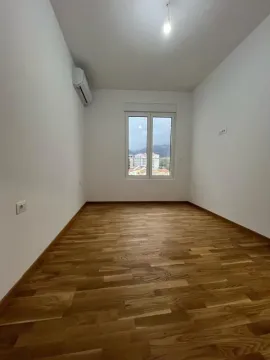 Sale, two bedroom apartment, 58m², Bečići, Budva - image 7