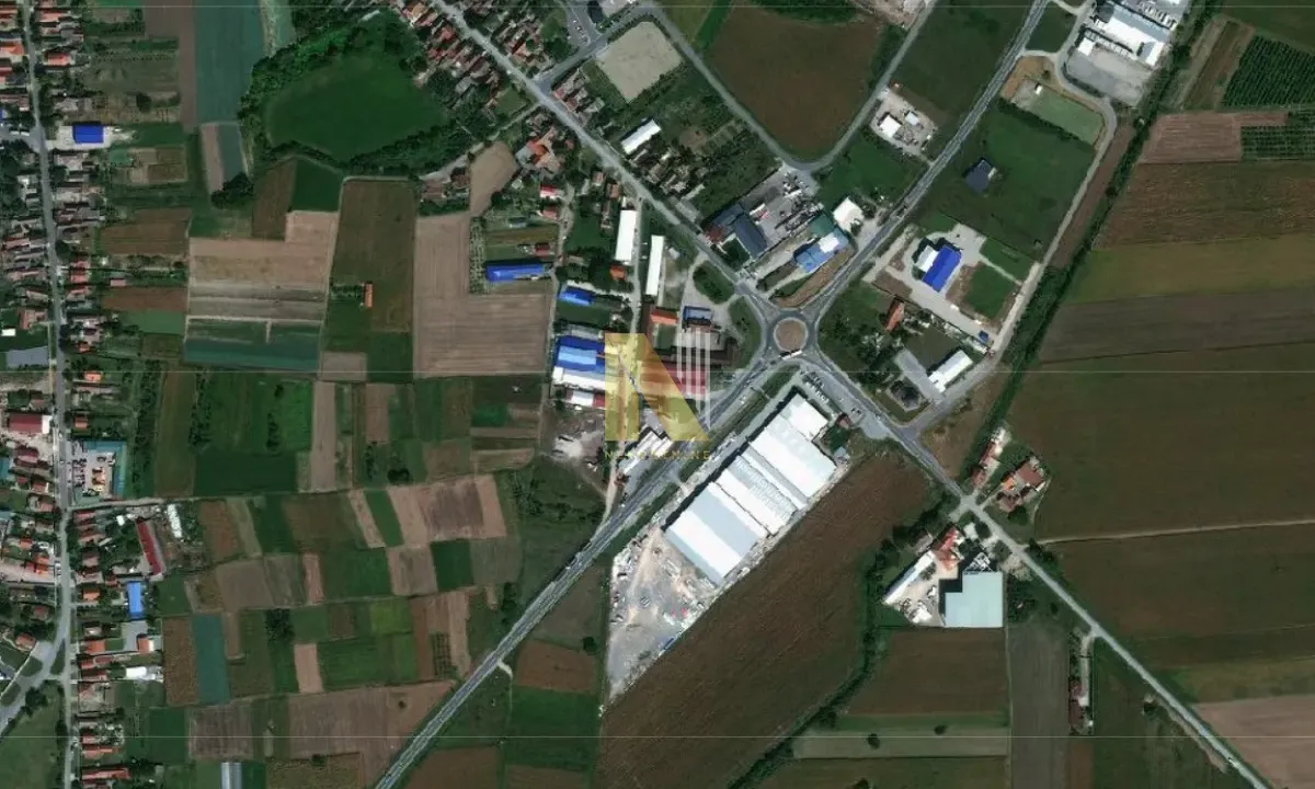 Sale, land lot, 3100m², Ruma, Srbija