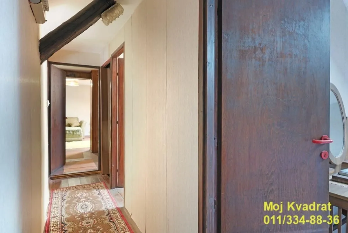 Sale, four bedroom apartment, 98m², Stari Grad, Beograd