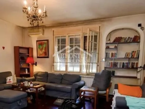 Prodaja, stan, 130m², Stari Grad, Beograd