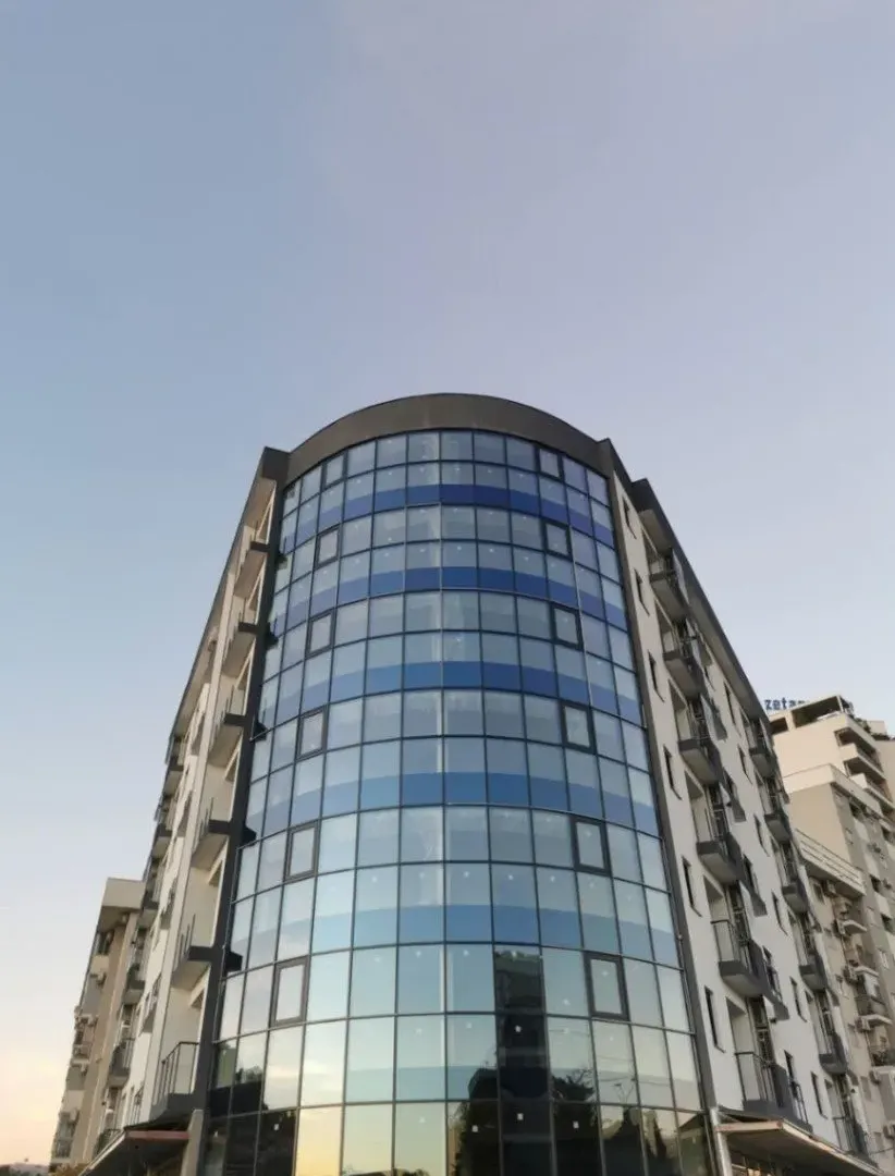 Izdavanje, poslovni prostor, 56m², Centar, Podgorica