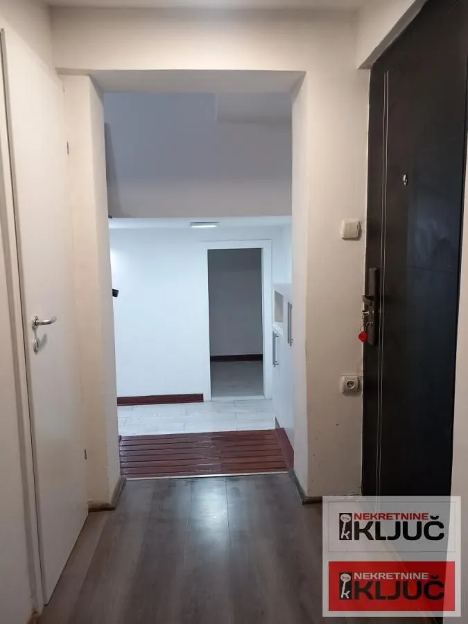 Prodaja, dvosoban stan, 50m², Petrovaradin, Novi Sad