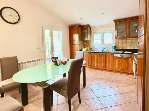 Sale, house, 160m², Zankovići, Bar - image 9