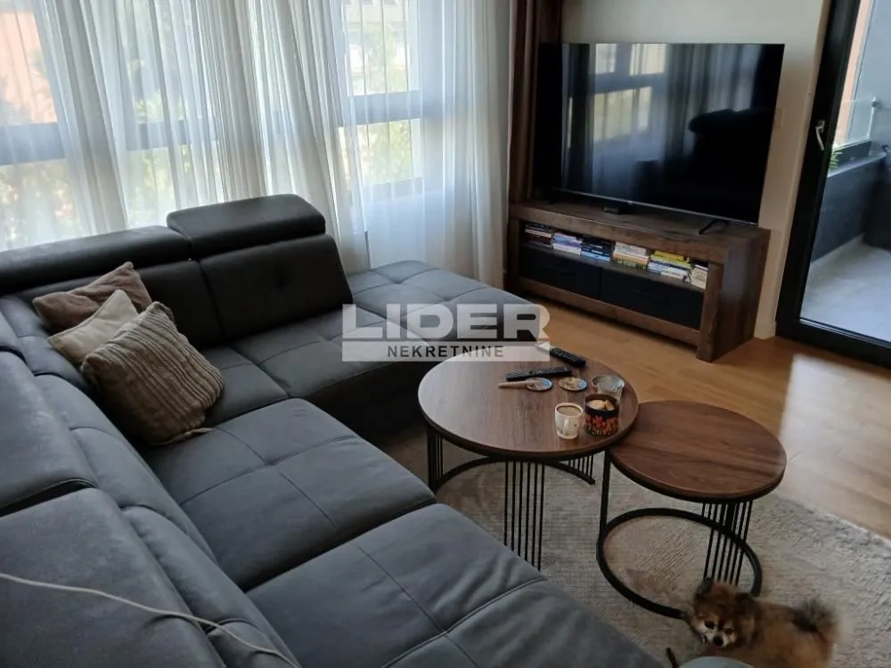 Sale, three bedroom apartment, 61m², Dušanovac, Voždovac Sve Podlokacije