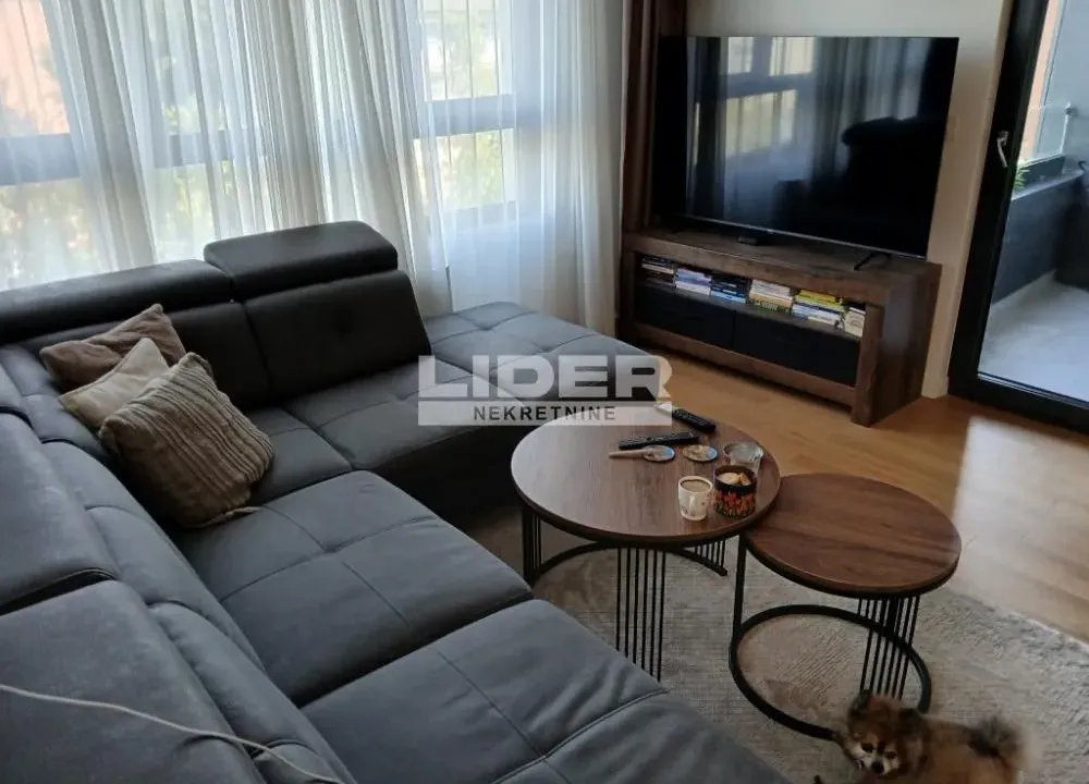 Sale, three bedroom apartment, 61m², Dušanovac, Voždovac Sve Podlokacije