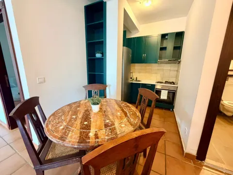 Sale, two bedroom apartment, 87m², Morinj, Kotor - image 9