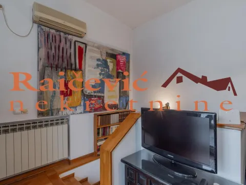 Prodaja, stan, 108m², Centar, Stara Pazova - image 15