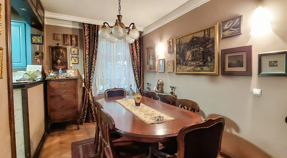 Prodaja, petosoban stan, 129m², Stari grad, Novi Sad