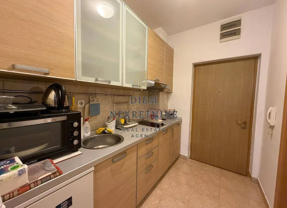 Rent, studio apartment, 27m², Centar, Bar