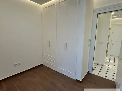 Izdavanje, četvorosoban stan, 120m², Sremska Kamenica, Petrovaradin - image 14