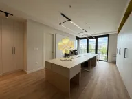 Izdavanje, poslovni prostor, 58m², Kod Capital Plaze, Podgorica - image 1