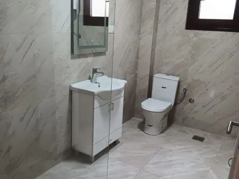 Prodaja, kuća, 180m², Podgorica, Crna Gora - image 11