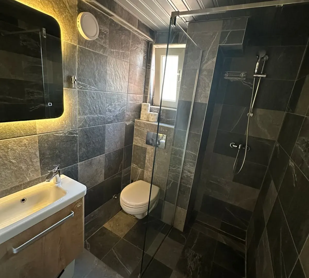 Rent, one bedroom apartment, 40m², Centar, Tivat