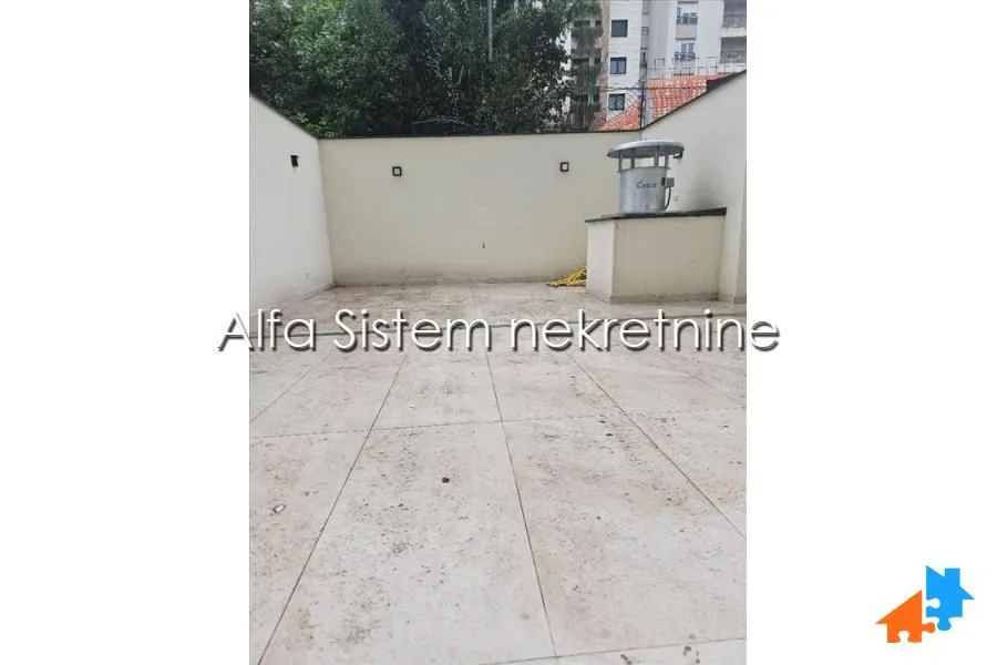 Izdavanje, trosoban stan, 60m², Vračar Sve Podlokacije, Beograd