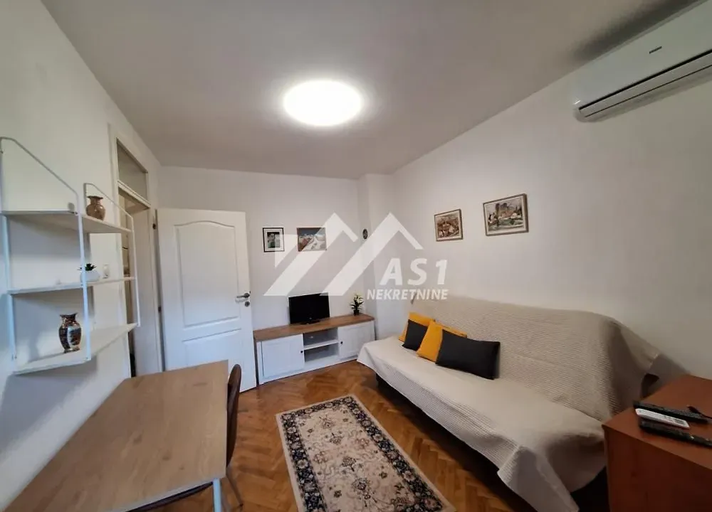 Izdavanje, jednosoban stan, 31m², Novi Sad Sve Podlokacije, Novi Sad