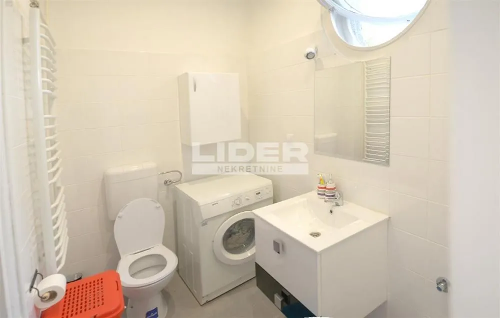 Sale, three bedroom apartment, 67m², Stari Grad, Beograd