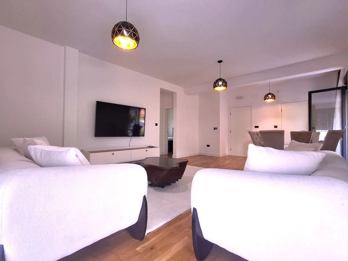 Rent, apartment, 100m², Dalmatinska ulica, Podgorica