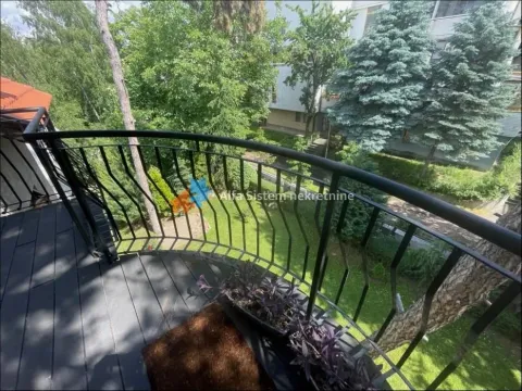 Izdavanje, četvorosoban stan, 120m², Savski Venac, Beograd - image 23