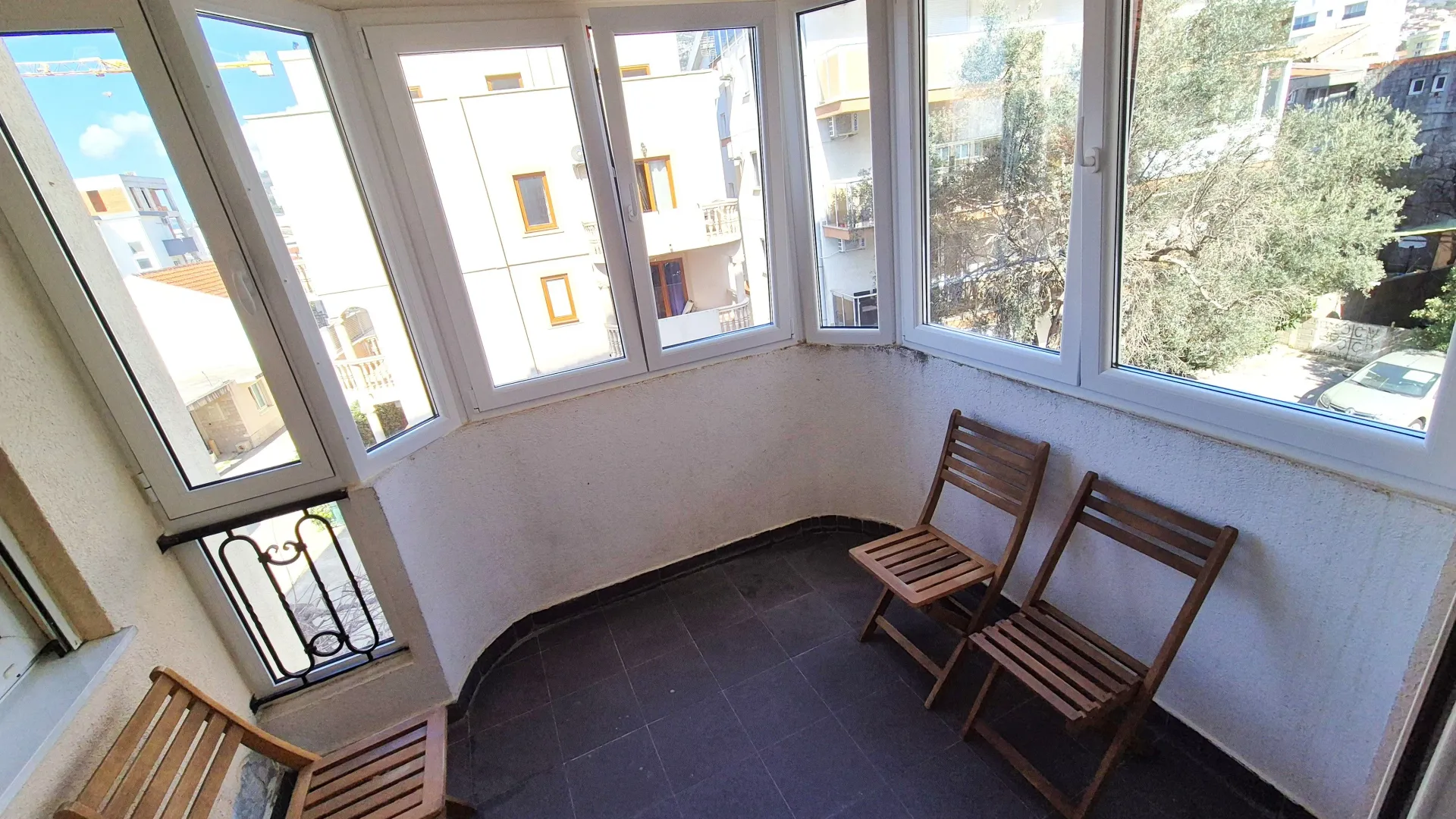Prodaja, jednosoban stan, 57m², Ilino, Bar